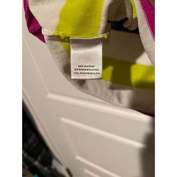 Ann Taylor LOFT short sleeve blouses - Picture 3 of 5